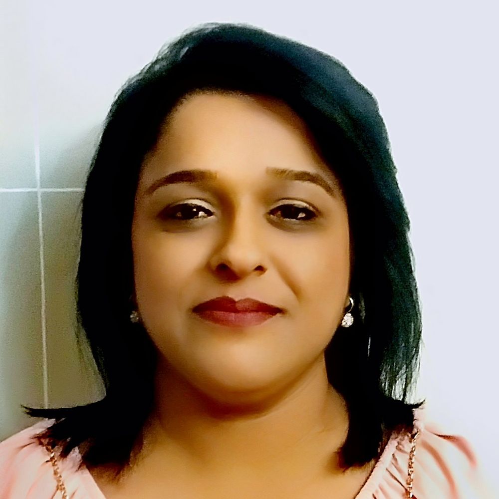 Reshnee Baboolall, Quality Manager for Adhesive Technologies in Alrode, South Africa Image für Bogotá, Colombia