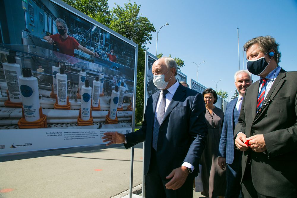 Henkel дала старт передвижной выставке «Мастера России», посвященной достижениям немецкого бизнеса на российском рынке