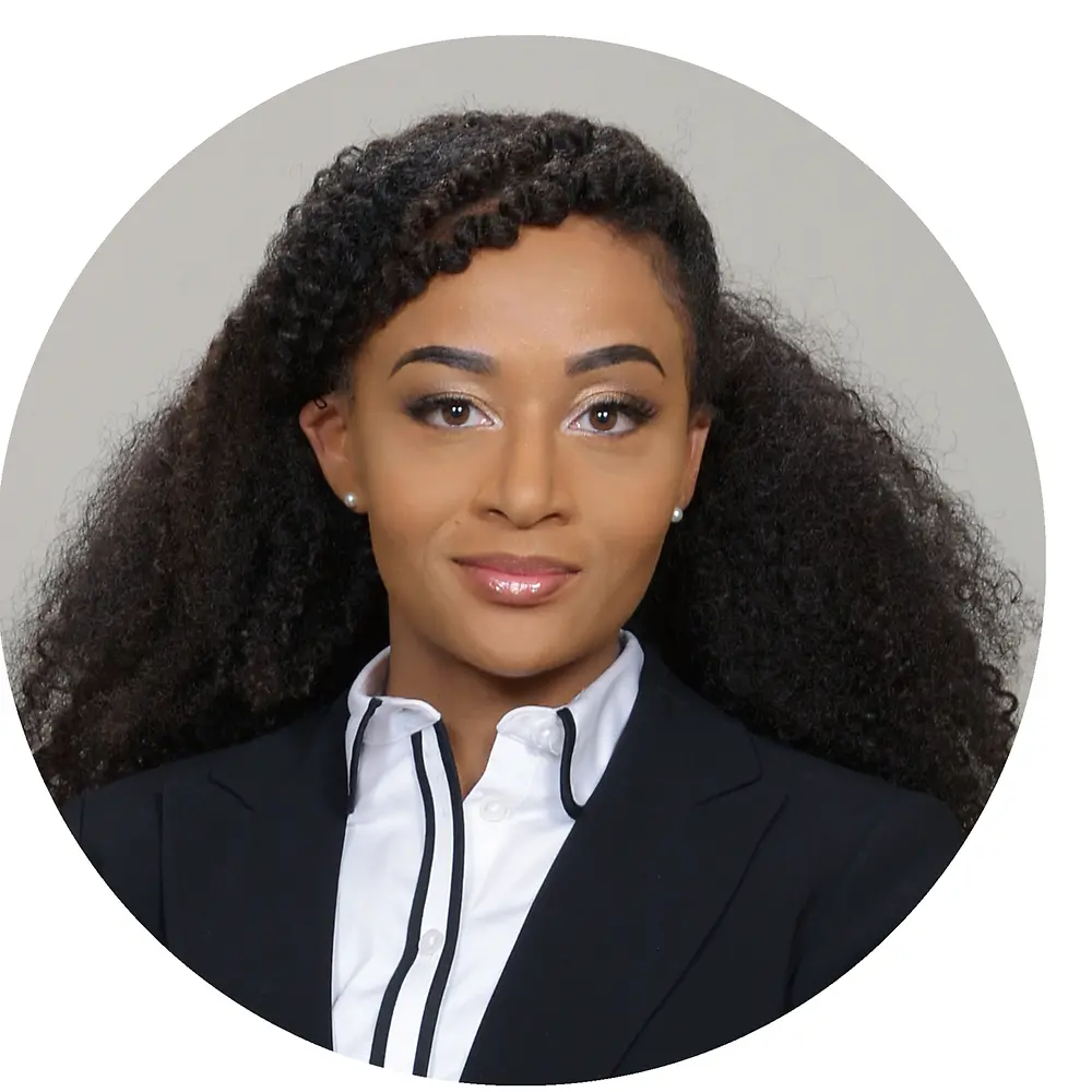 Woman smiling at camera - Rochelle Miller, Senior Chemist, Henkel Adhesives Technologies