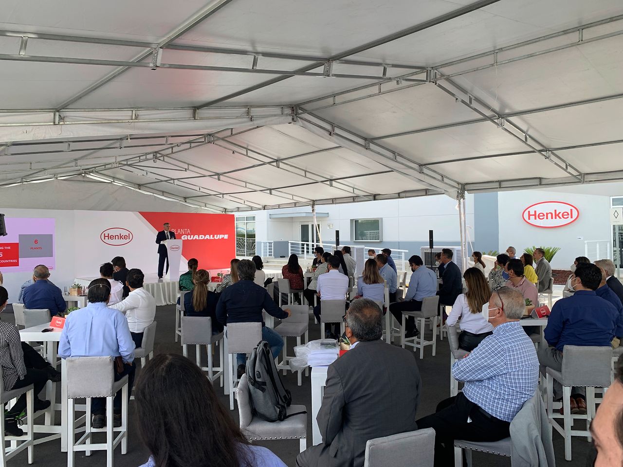 
Henkel hosted customers and guests at the official opening of the new Guadalupe plant in Mexico. The facility will produce hot melt adhesives for packaging and consumer goods applications.