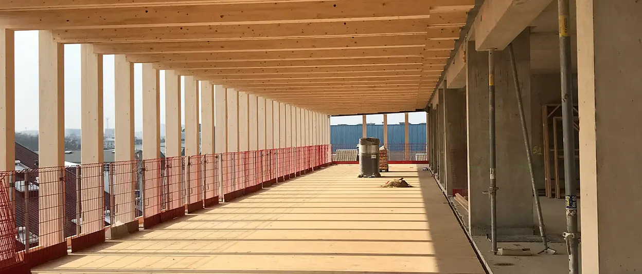 The wood-concrete building “The Pulse” in France while under construction