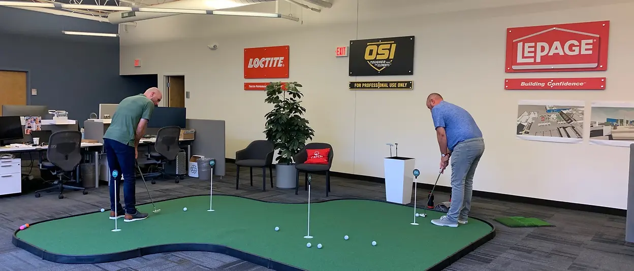 Putting green in the office