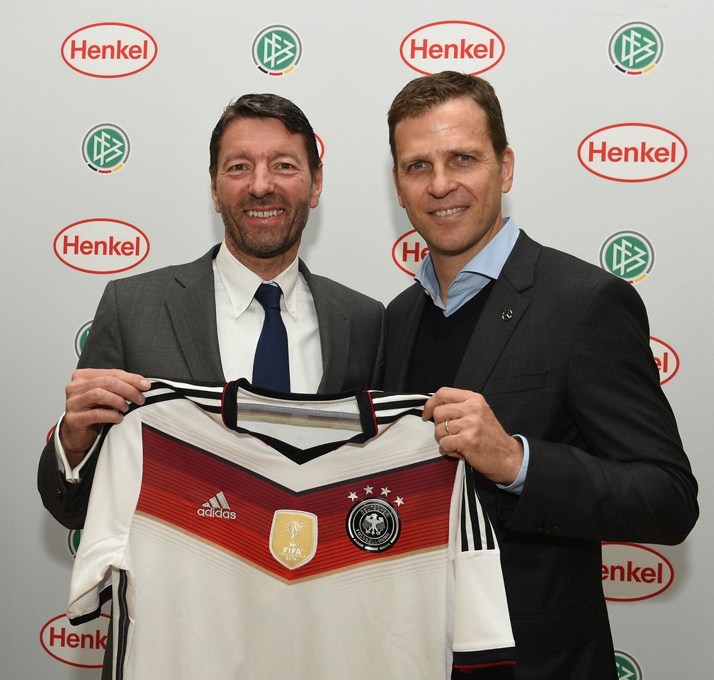 Henkel-Chef Kasper Rorsted mit Oliver Bierhoff, Manager der Nationalmannschaft