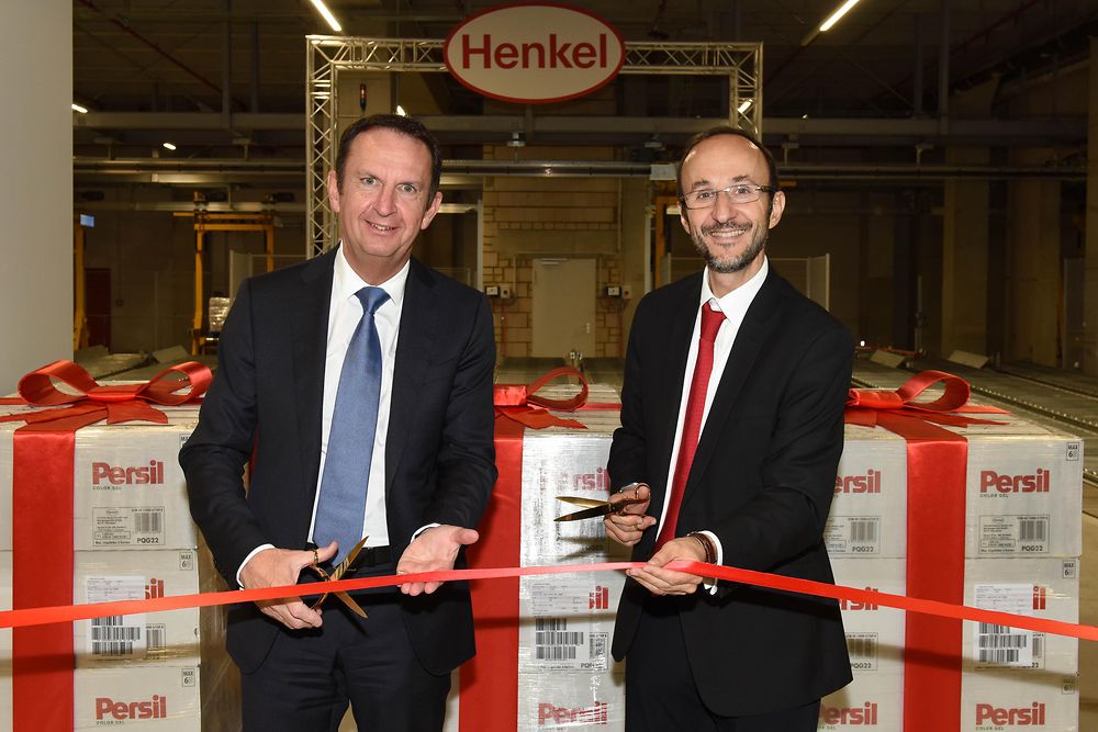 Henkel CEO Hans Van Bylen and Bruno Piacenza, Executive Vice President Laundry & Home Care, at the opening (from left) 