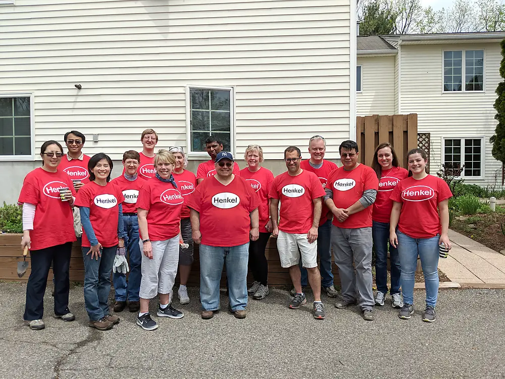 With ongoing support from Henkel’s MIT program, Bridgewater employees are able to continue their volunteer efforts at the Anderson House. During Bridgewater’s Week of Caring, employees spruced up the outdoor garden and painted rooms.